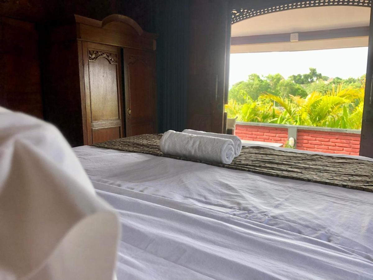 The Hidden Escapes Bingin- Sunset Rooftop Wood House With Ocean View & Private Kitchen Uluwatu Eksteriør billede